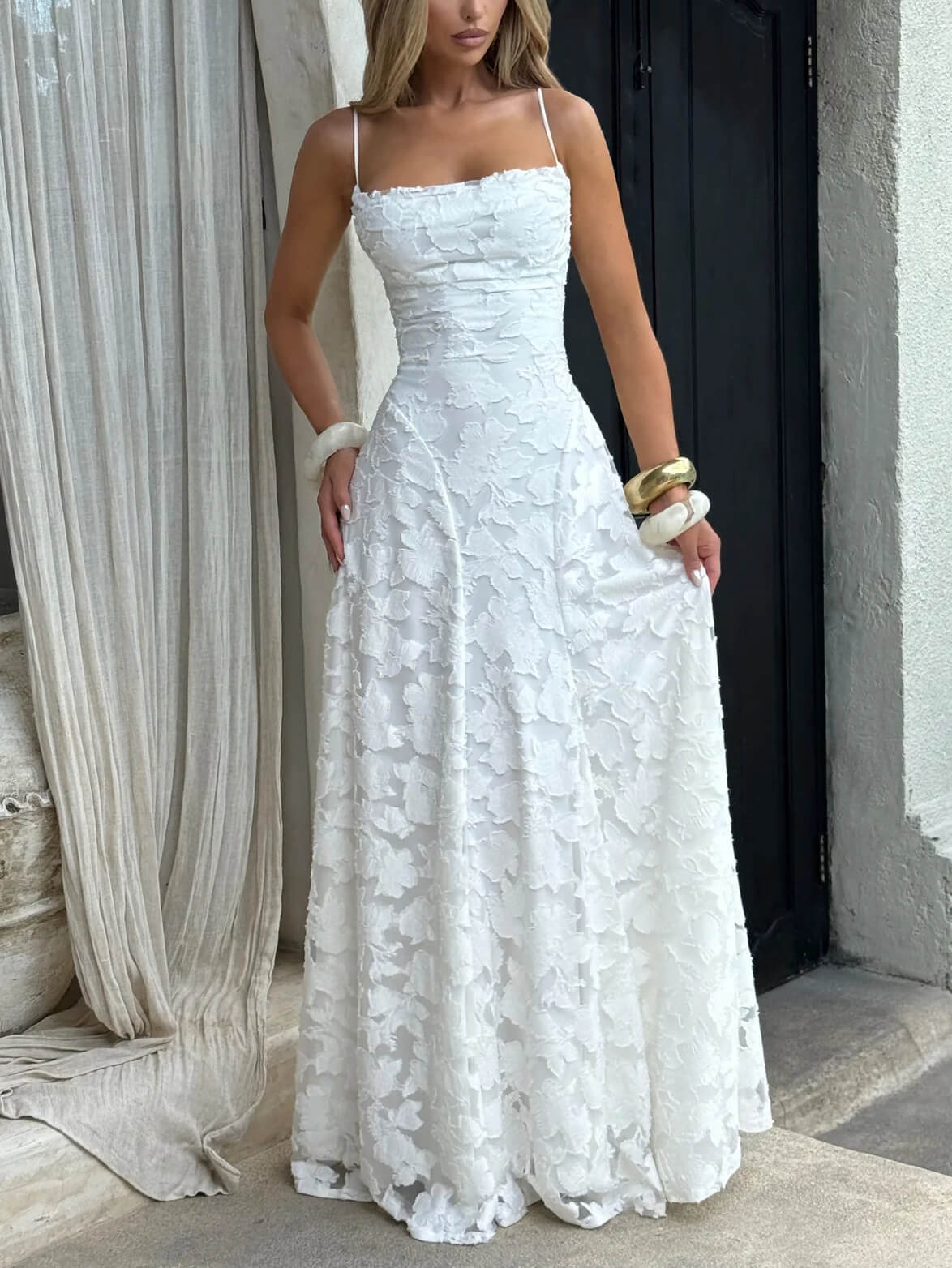 Elegant Long Dress with Subtle Patterns