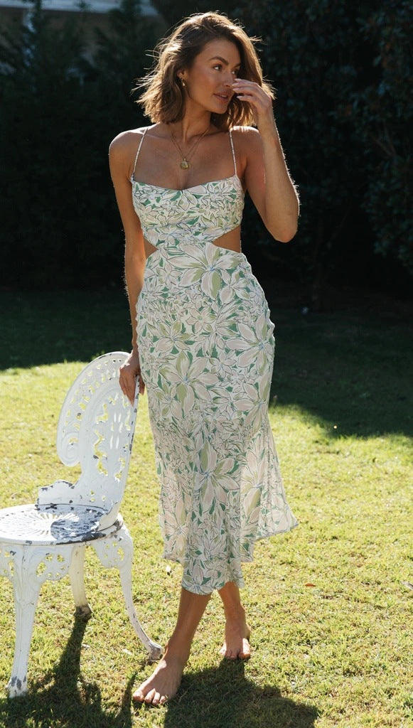 Summer Dress with Thin Straps – Floral Print and Open Back