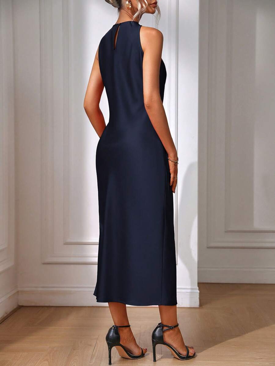 Elegant Green Silk Maxi Dress with Slit