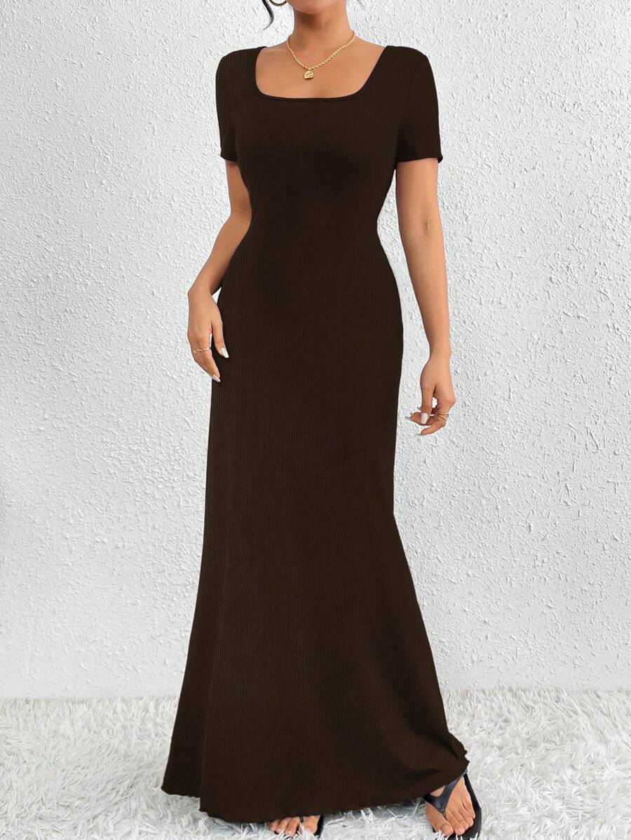 Clasi Relaxiva Elegant Square Neck Dress