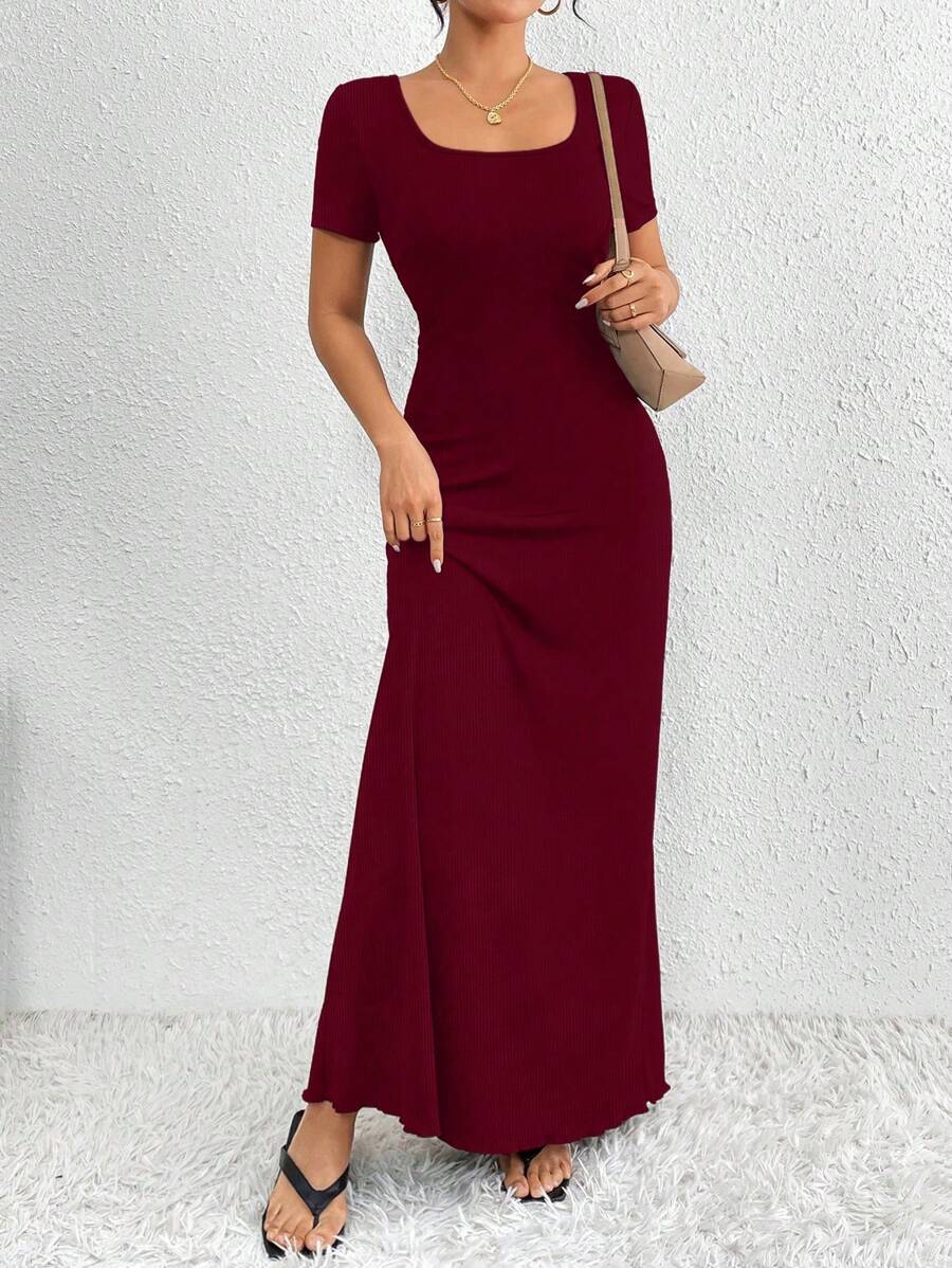 Clasi Relaxiva Elegant Square Neck Dress
