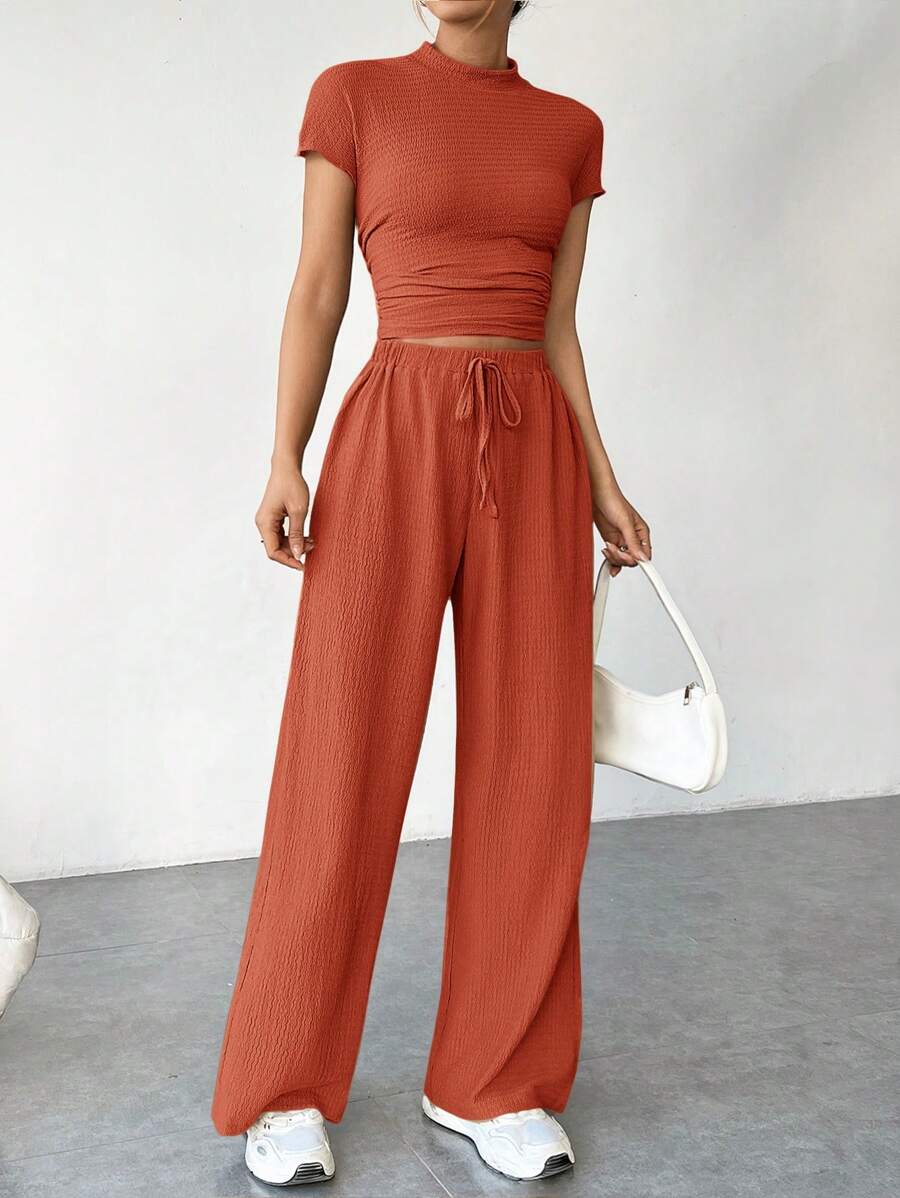 Plain Summer Set – Crop Top and Flowy Pants