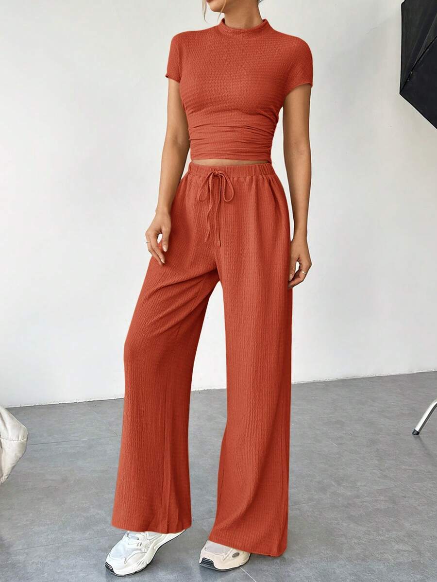 Plain Summer Set – Crop Top and Flowy Pants