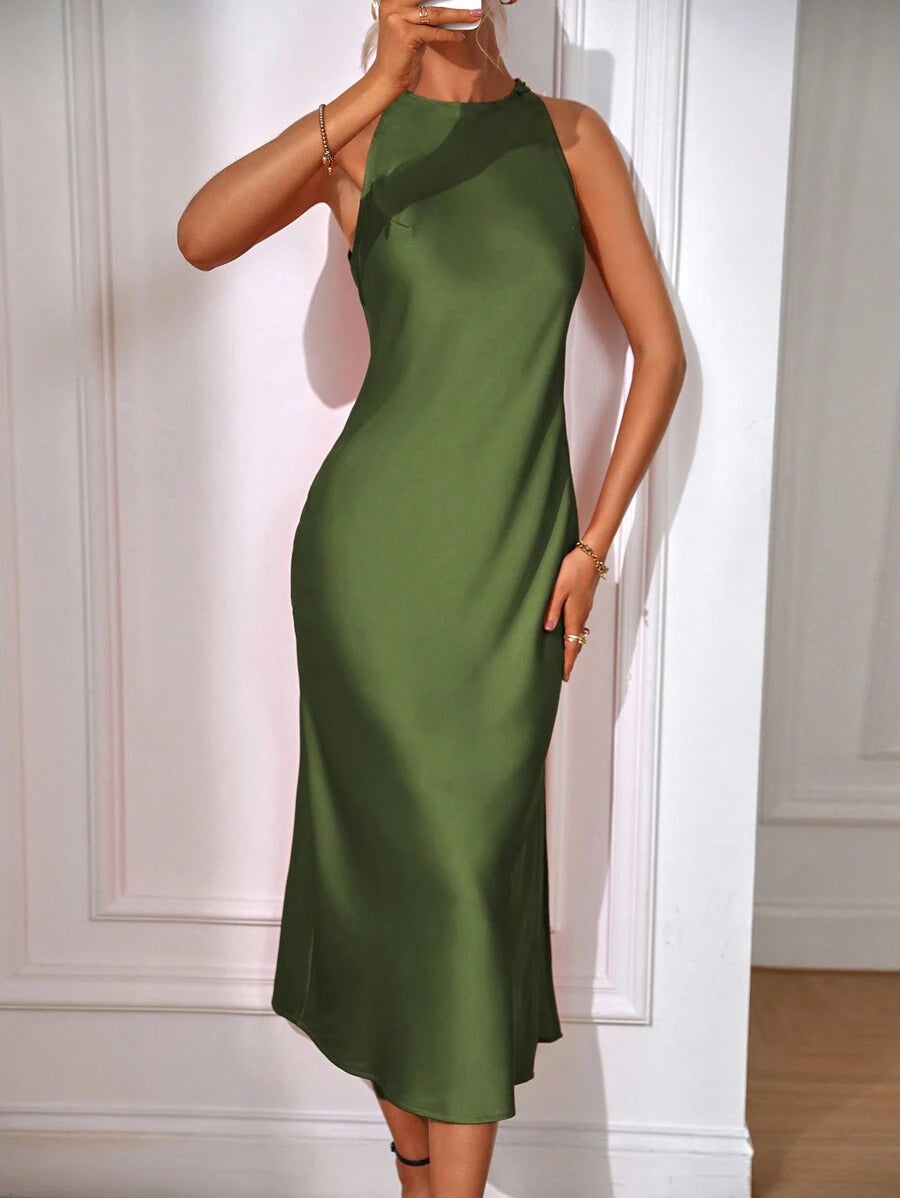 Elegant Green Silk Maxi Dress with Slit
