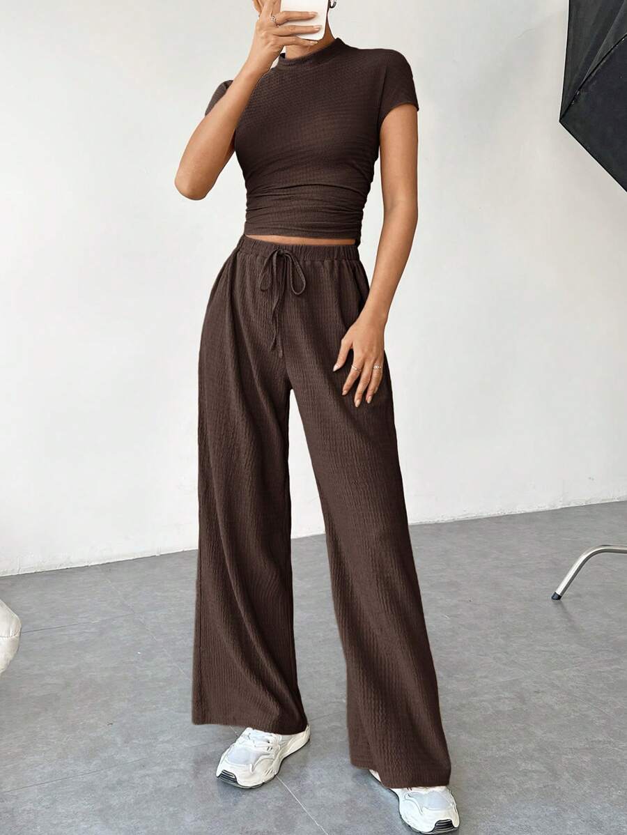 Plain Summer Set – Crop Top and Flowy Pants