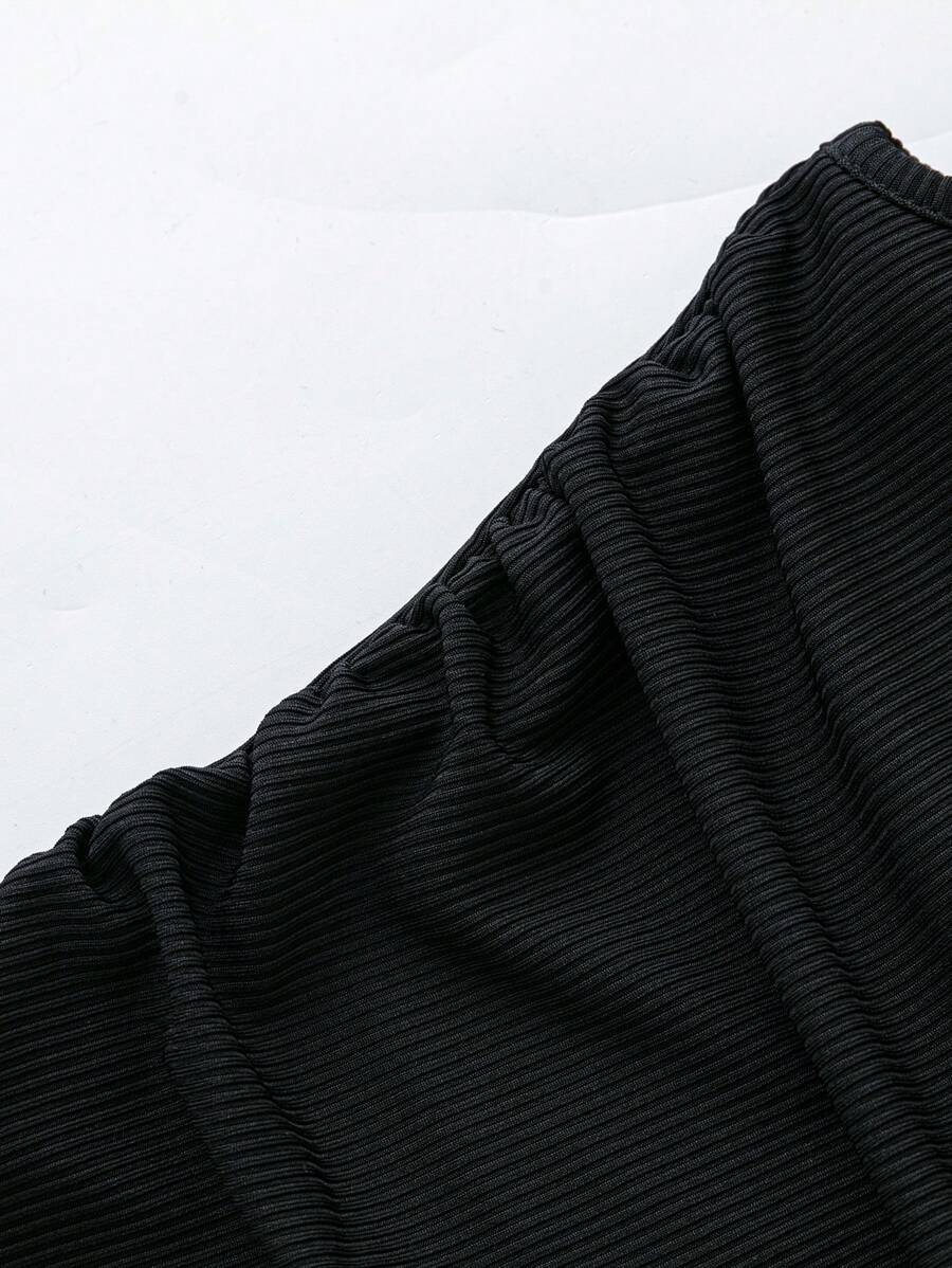 Casual Outfit – Button-Down Tank Top and Pants