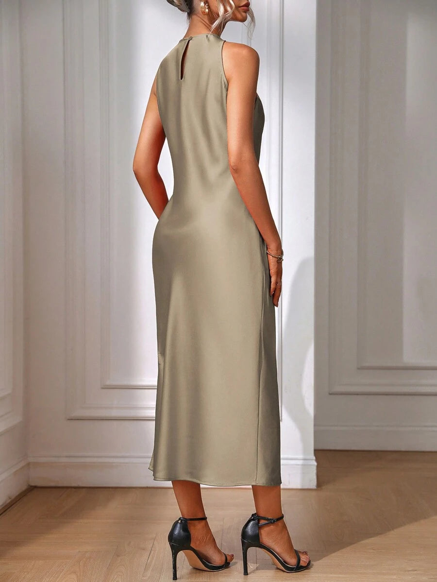 Elegant Green Silk Maxi Dress with Slit