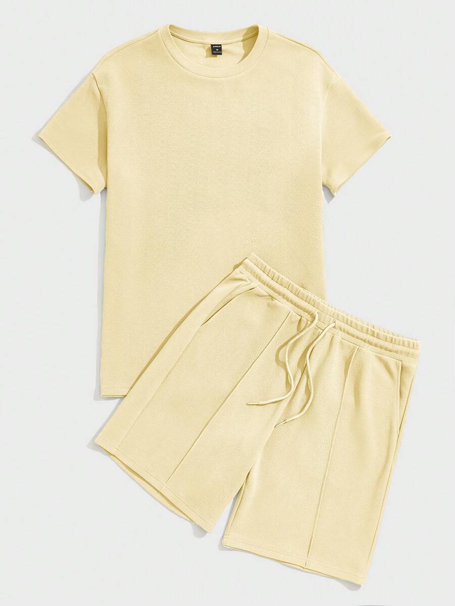 Men's Summer Outfit – Cropped T-shirt & Jogging Suit