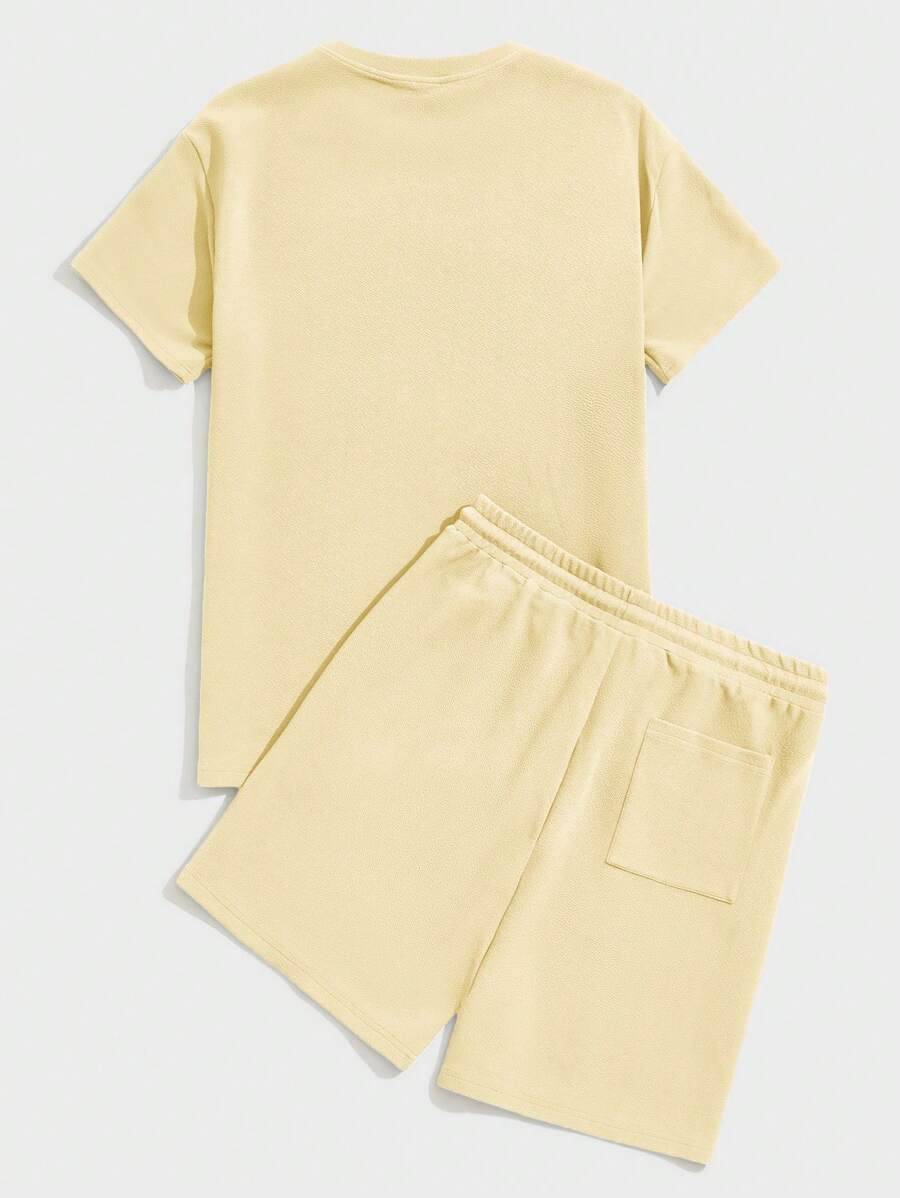 Men's Summer Outfit – Cropped T-shirt & Jogging Suit