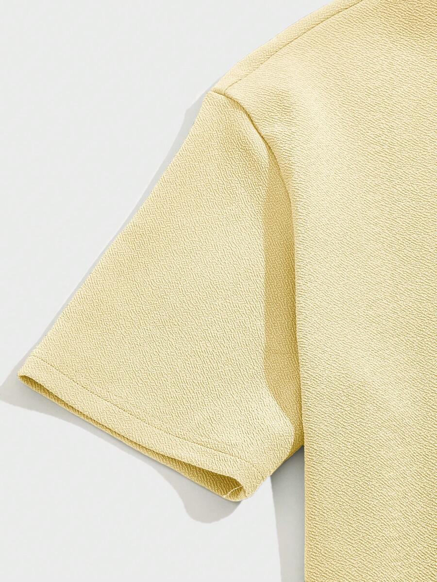 Men's Summer Outfit – Cropped T-shirt & Jogging Suit