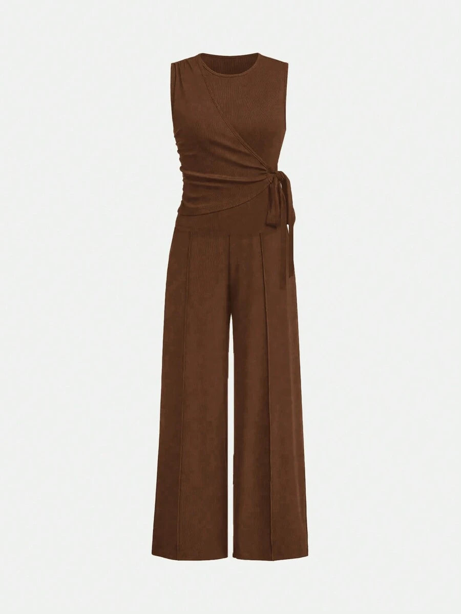 Casual Outfit – Button-Down Tank Top and Pants