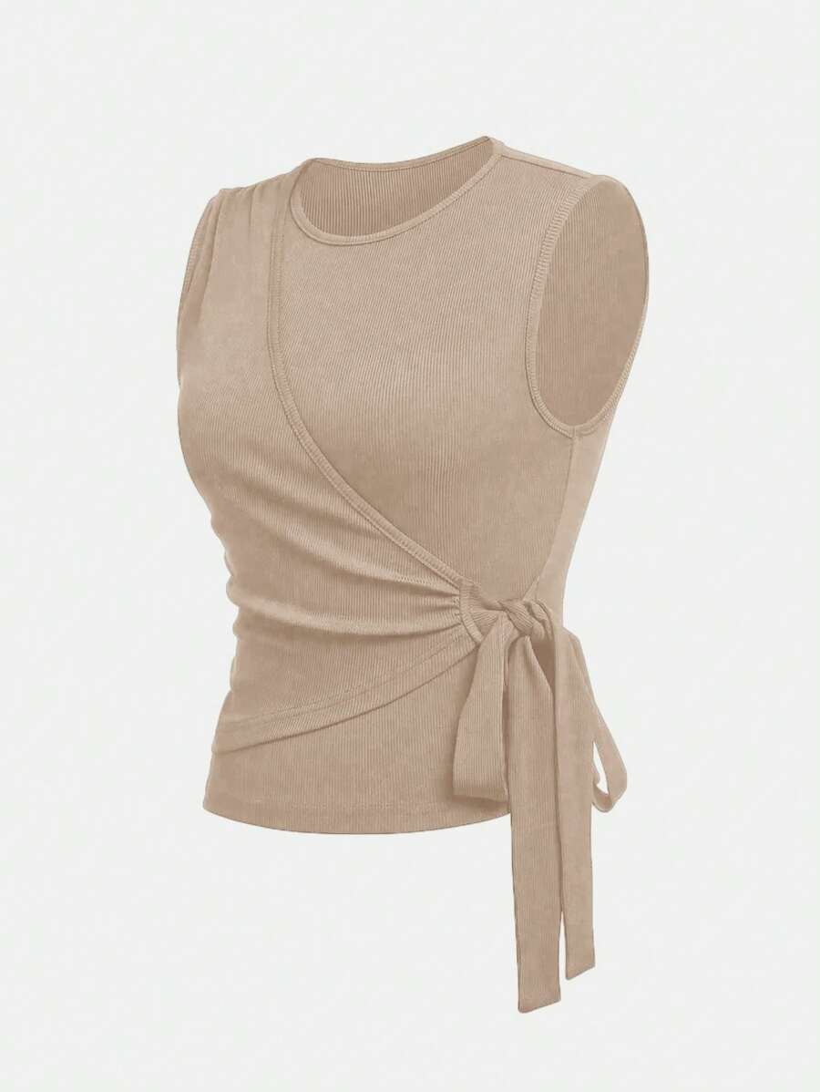 Casual Outfit – Button-Down Tank Top and Pants