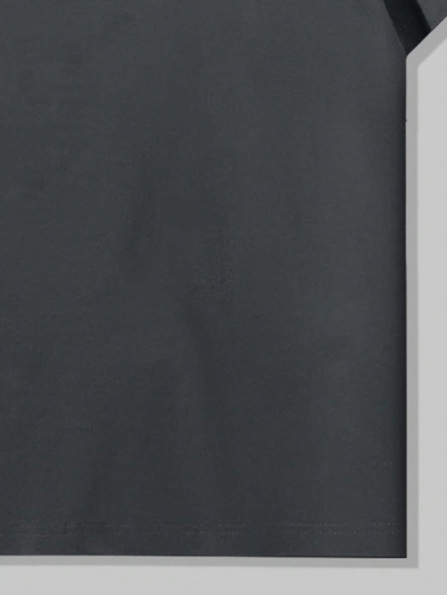 Men's Plain T-shirt with Round Neck and Short Sleeves