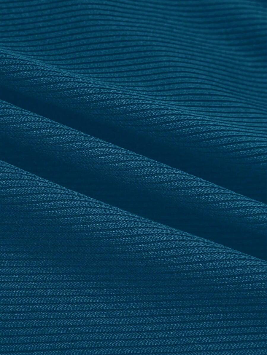 Casual Outfit – Button-Down Tank Top and Pants