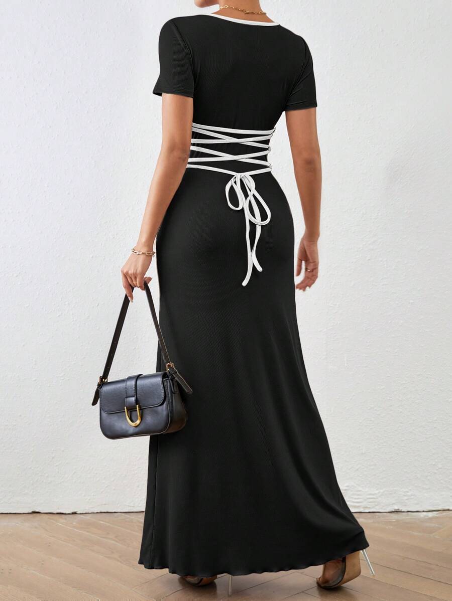 Clasi Relaxiva Elegant Square Neck Dress