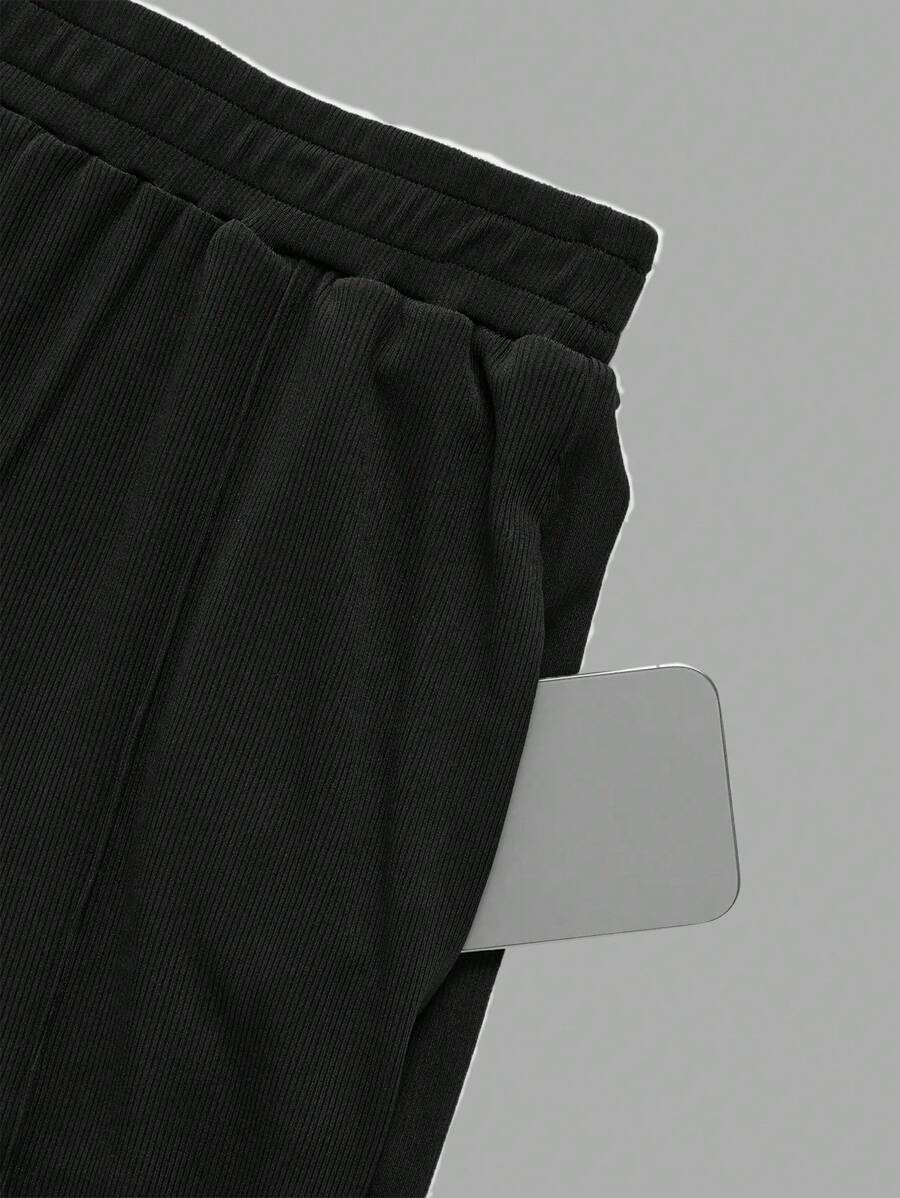 Casual Outfit – Button-Down Tank Top and Pants