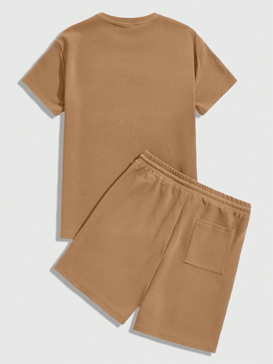 Men's Summer Outfit – Cropped T-shirt & Jogging Suit