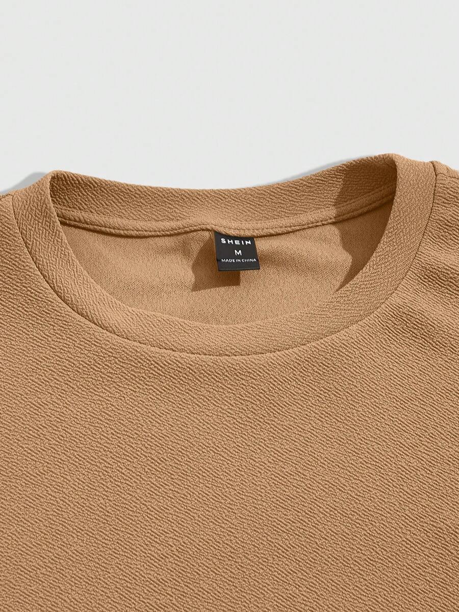 Men's Summer Outfit – Cropped T-shirt & Jogging Suit