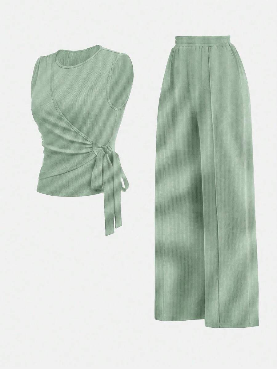 Casual Outfit – Button-Down Tank Top and Pants