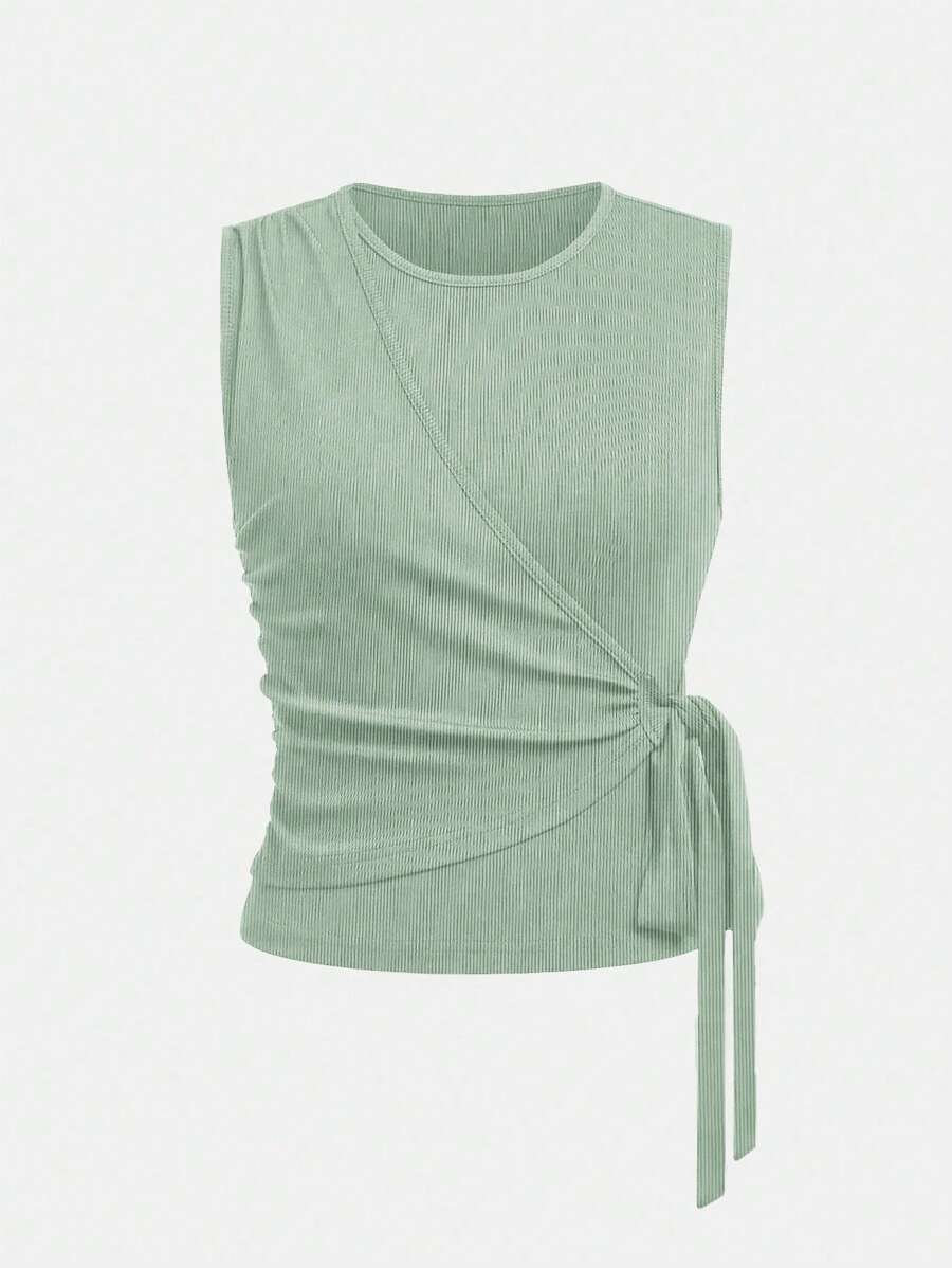 Casual Outfit – Button-Down Tank Top and Pants