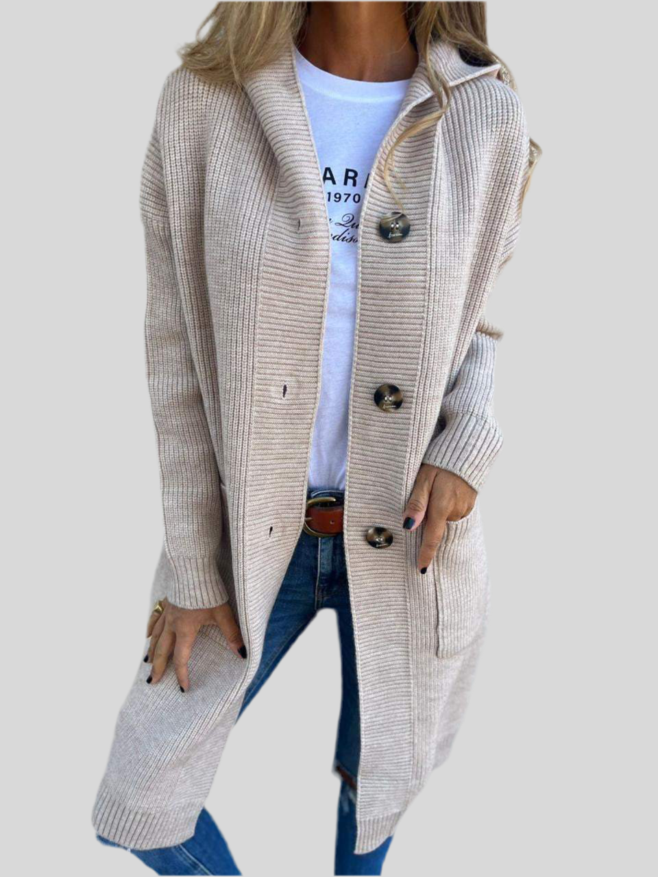 Elegant Women's Cardigan – Soft Knit & Refined Look